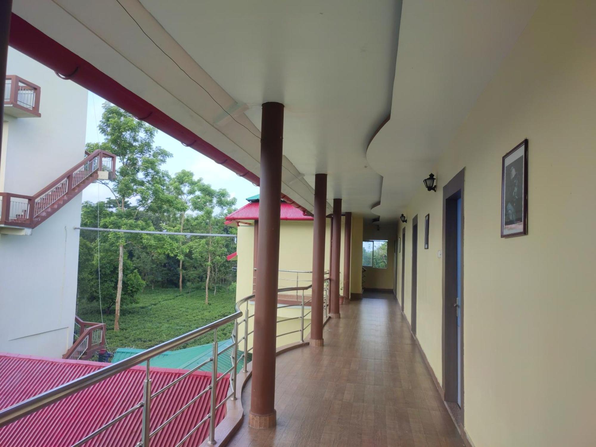 Maa Greenary View - A Holiday Resort Alipur Duar エクステリア 写真
