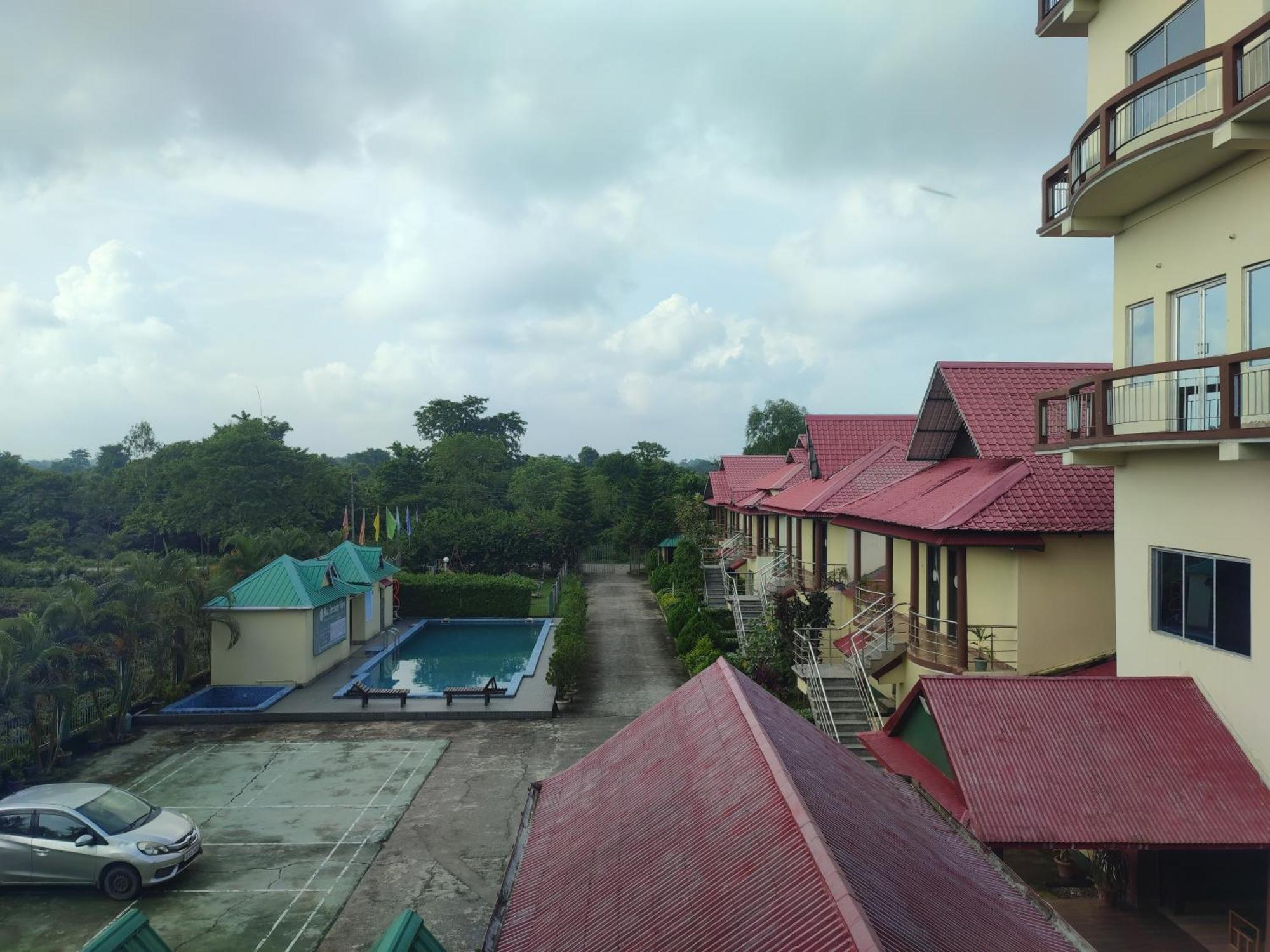Maa Greenary View - A Holiday Resort Alipur Duar エクステリア 写真