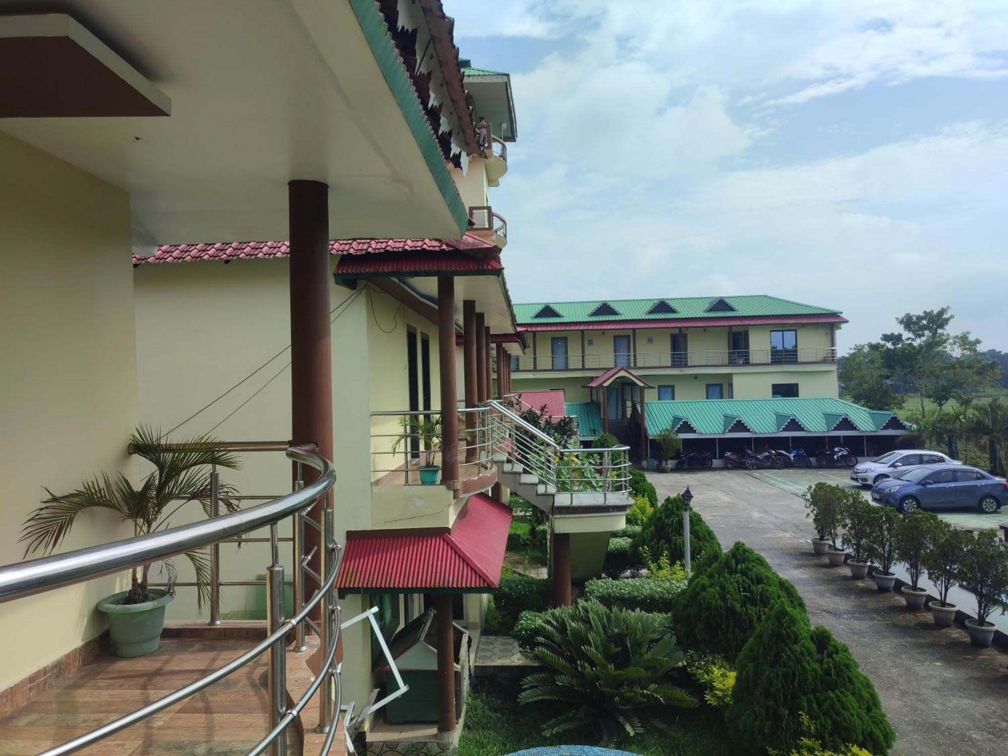 Maa Greenary View - A Holiday Resort Alipur Duar エクステリア 写真